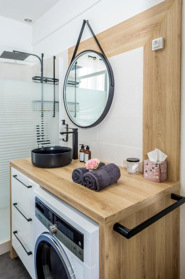 Suites Mana - Le Manaloft, Chic Et Moderne Avec Salle Privee De Fitness En Plein Centre-Ville De Rethel Esterno foto