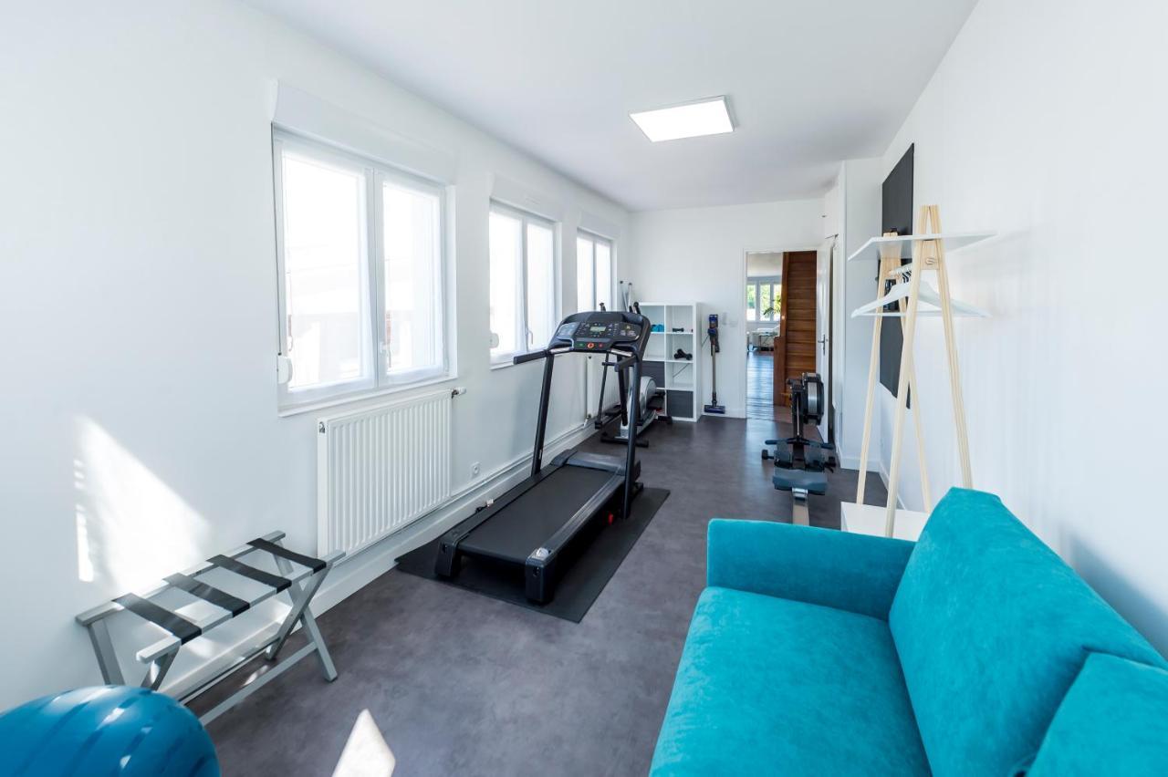 Suites Mana - Le Manaloft, Chic Et Moderne Avec Salle Privee De Fitness En Plein Centre-Ville De Rethel Esterno foto